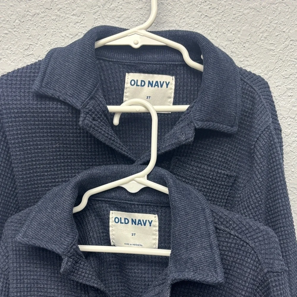 Old Navy Kids 2T+3T Coord Set of Waffled Dark Blue Polo LS Shirts w Pocket. GUC